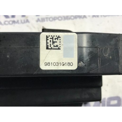 Замок двери задней левой Peugeot 308 2013-2021 9810310180